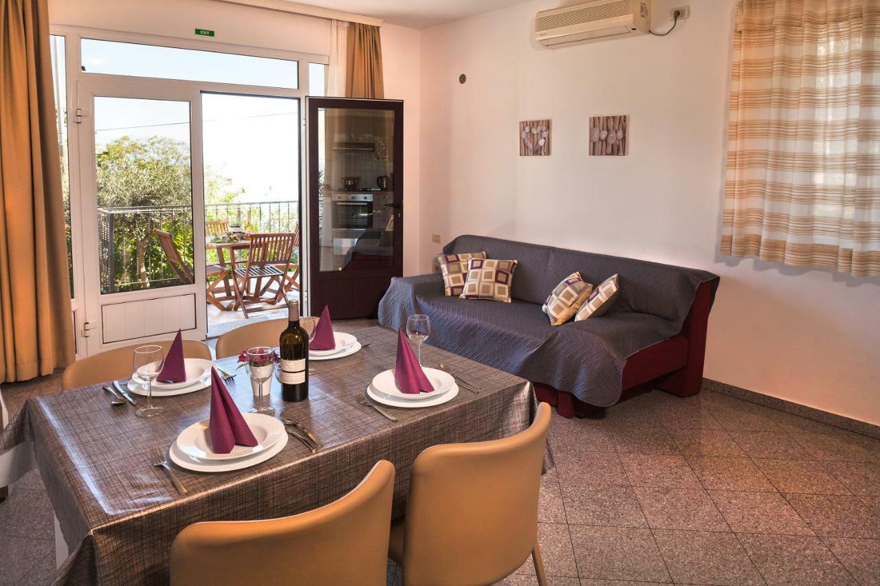 Apartment Villa Lidija Lovran Exterior foto