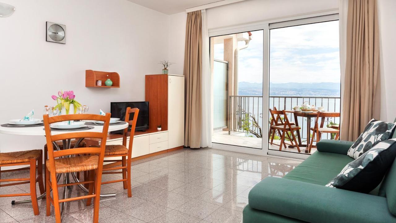 Apartment Villa Lidija Lovran Exterior foto